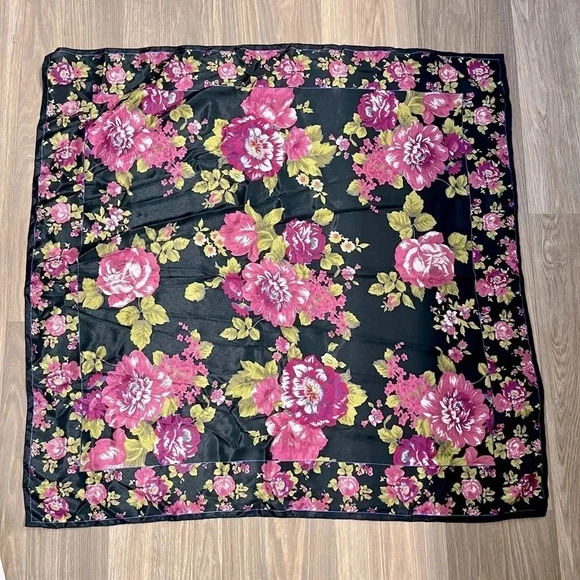 Rare Find Vintage Cinzia Fiori for Tie Rack Black and Purple Scarf 1980s - Picture 1 of 2